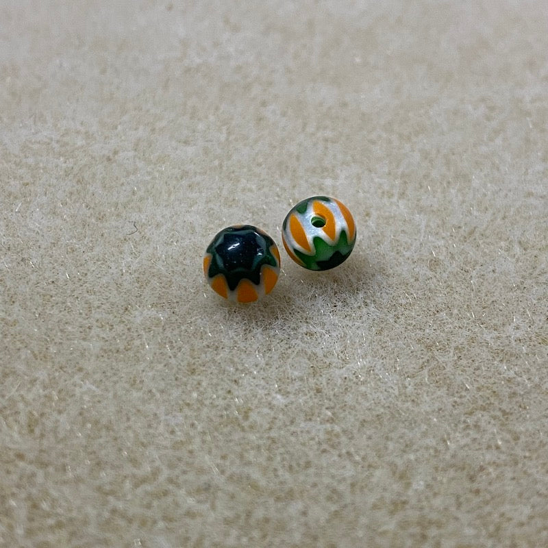 6mm Cross Drilled Round (25) - Orange & Green - Vintage Chevron Glass Beads