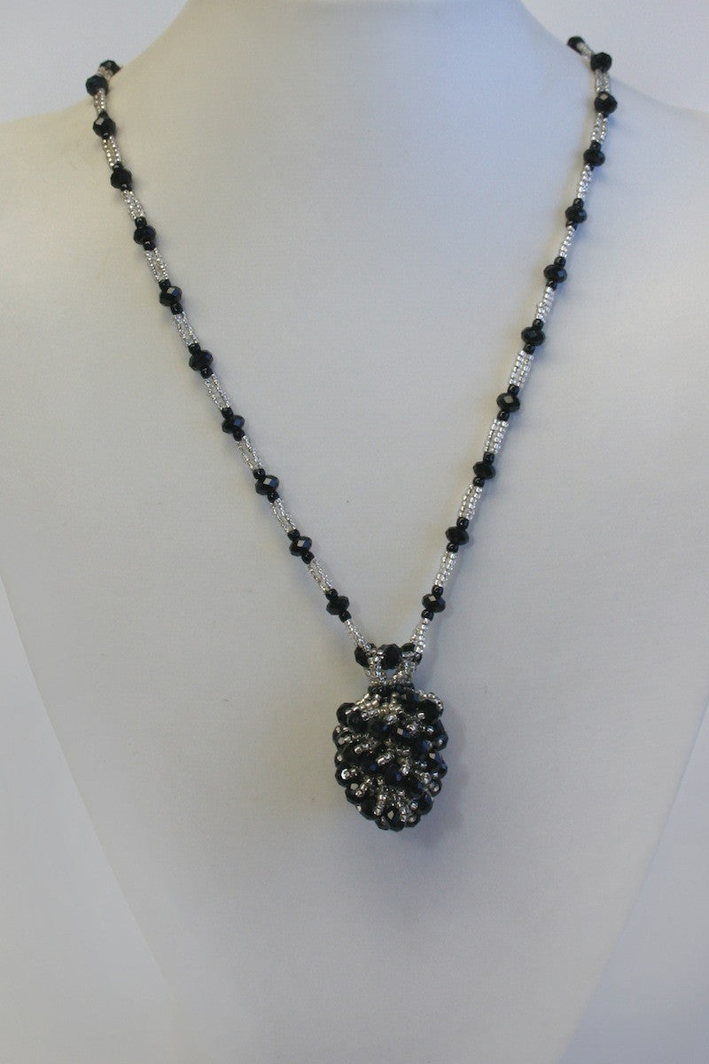 Frilly Bobble Necklace Pattern (or 2 x Scissor Fobs)