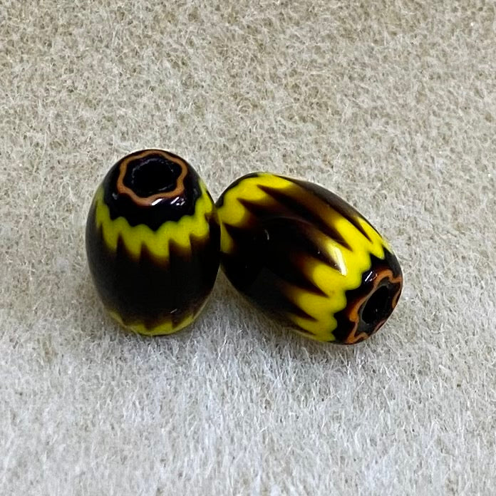 13x8~9mm Oval (10) - Aubergine & Yellow - Vintage Chevron Glass Beads