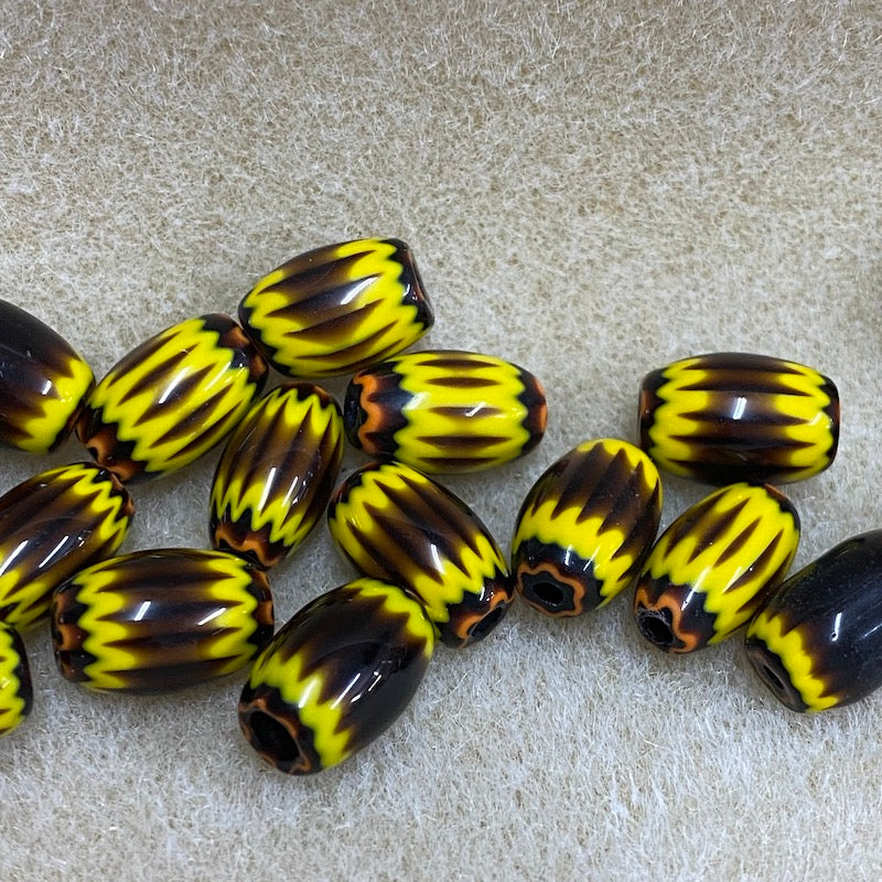 13x8~9mm Oval (10) - Aubergine & Yellow - Vintage Chevron Glass Beads