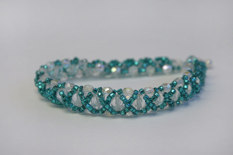 Noughts & Crosses Bracelet Pattern