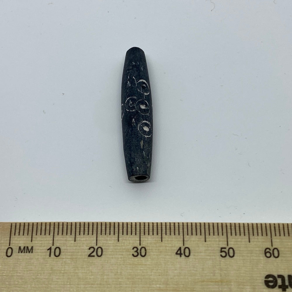 38x8mm Hair Pipe Bead (10) - Black Bone w. Carved Circles - Vintage Bone Beads
