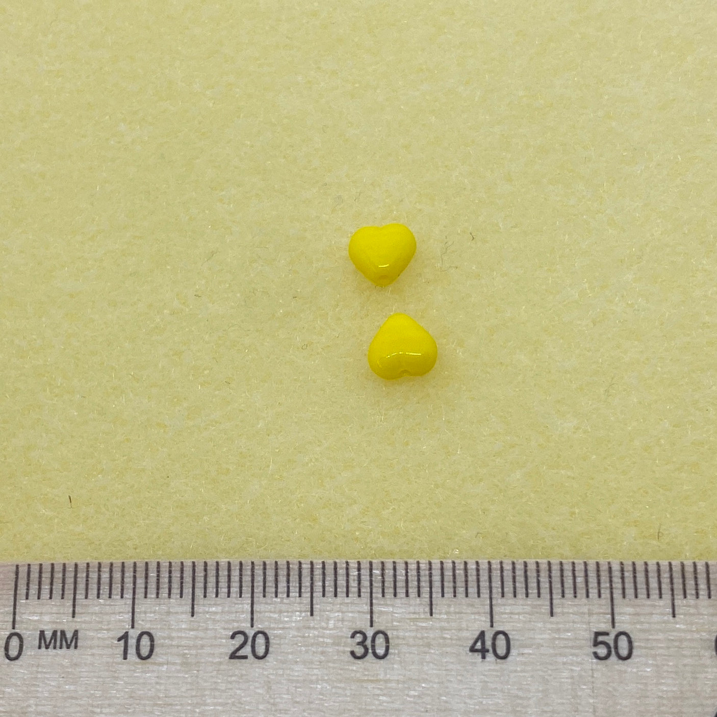 6mm Heart (25) - Yellow Opaque - Vintage Czech Glass Beads