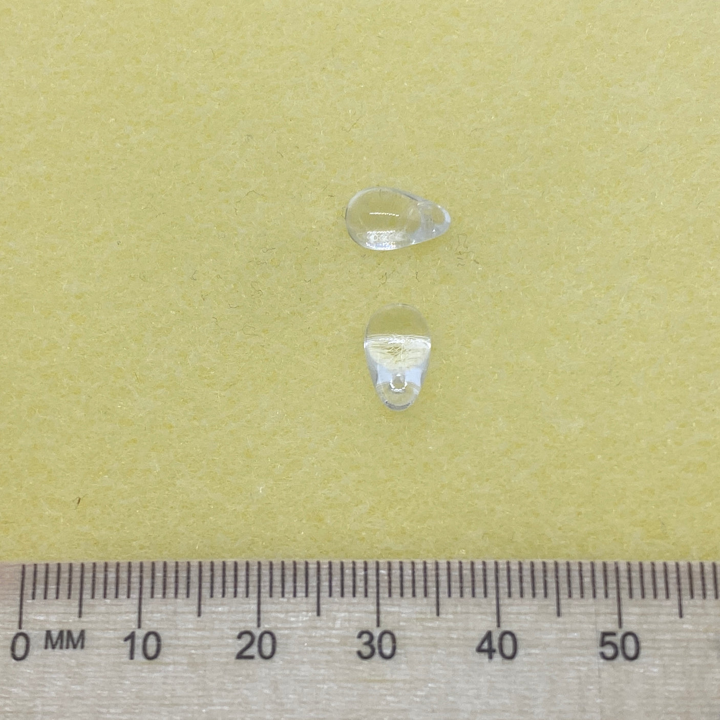 10x6mm Teardrop (25) - Clear Transparent - Vintage Czech Glass Beads