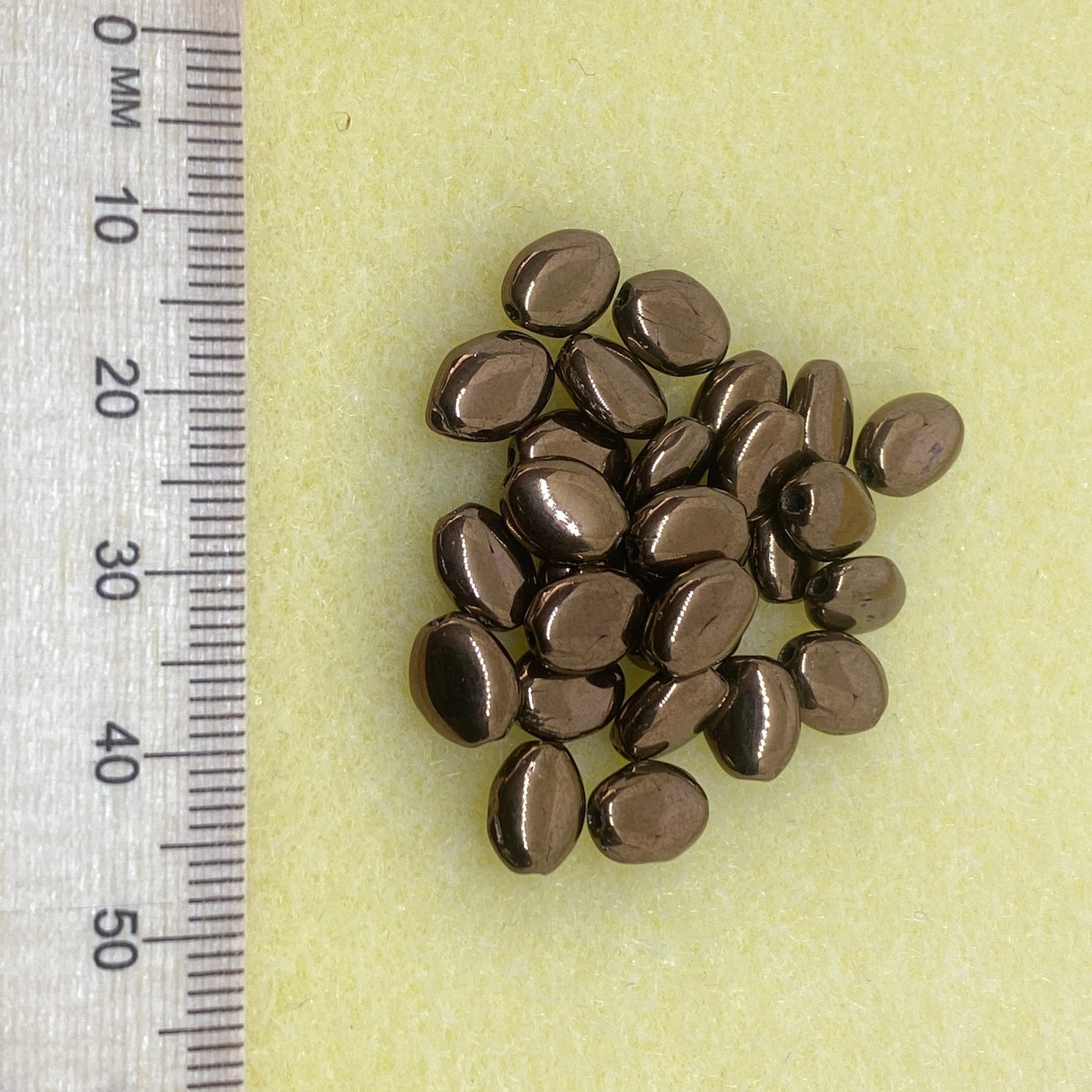 8x5mm Flat Oval (25) - Bronze Lustre - Vintage Czech Glass Beads