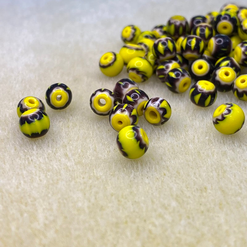 6mm Round (25) - Aubergine & Yellow - Vintage Chevron Glass Beads