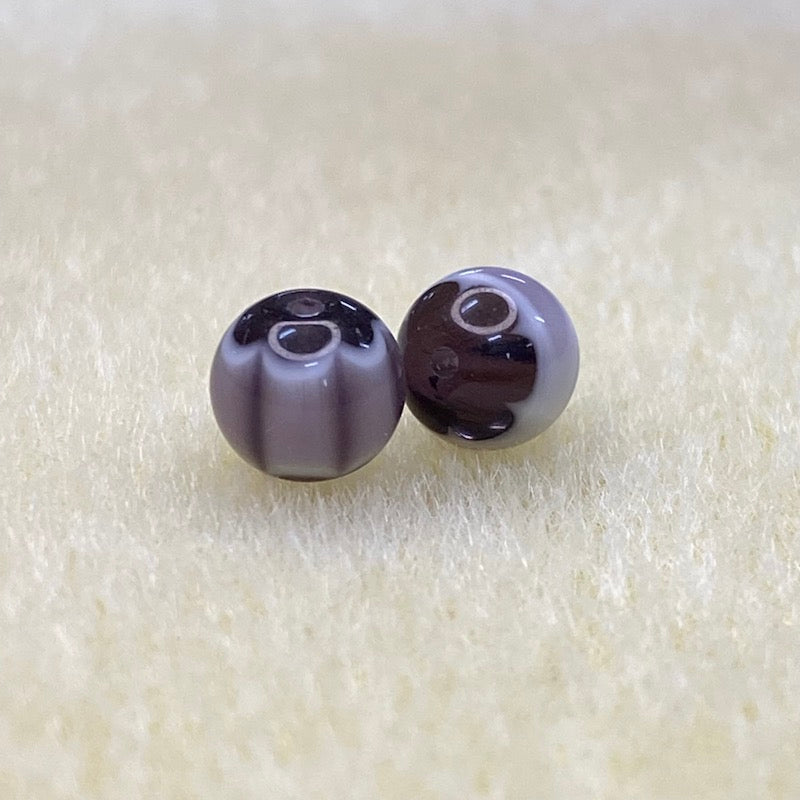 6mm Round (25) - Mauve & Black - Vintage Chevron Glass Beads