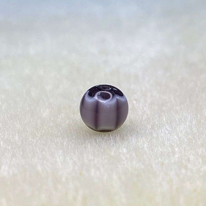 6mm Round (25) - Mauve & Black - Vintage Chevron Glass Beads