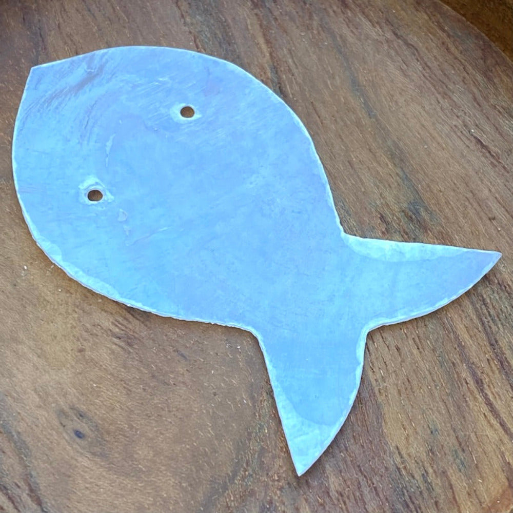 fish shape capiz shell for the purpose of hanging decoration, and craft and decor with one holesdrilled