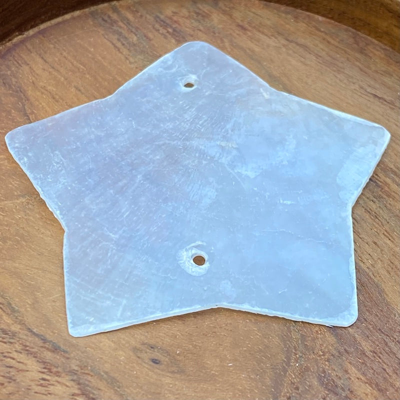 2-hole 6cm Capiz STAR (10)