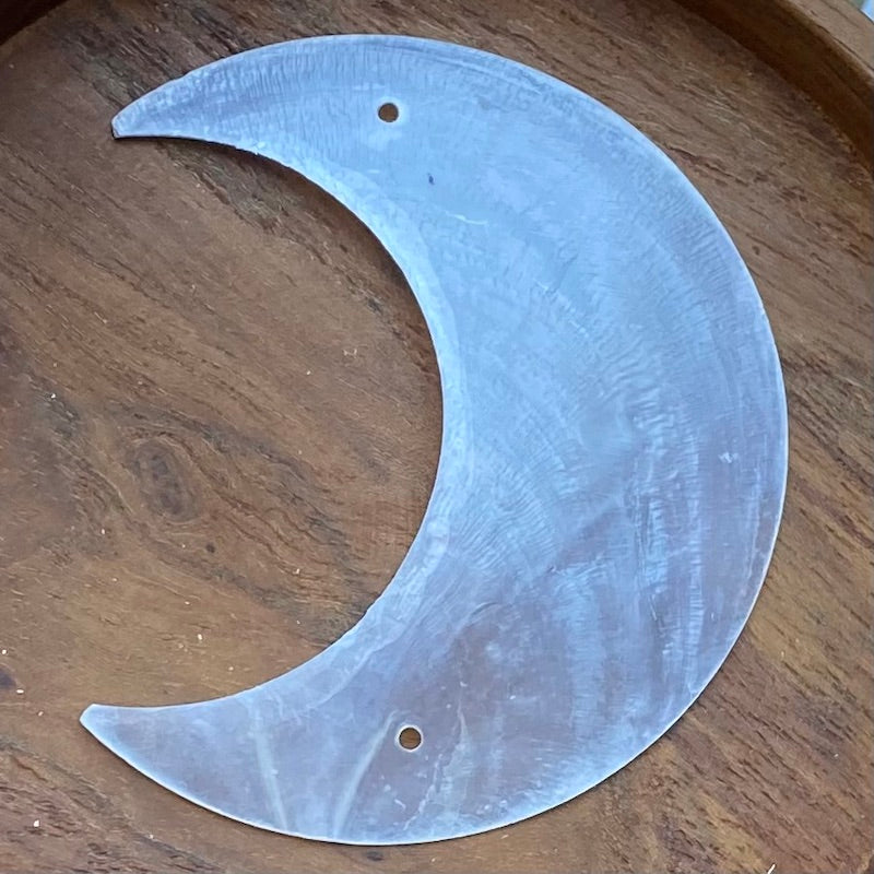 2-hole 6cm Capiz MOON (10)