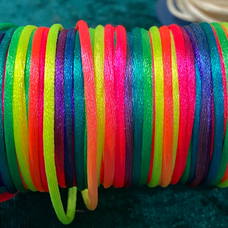 Rainbow (10m) - 2.5mm Rat Tail