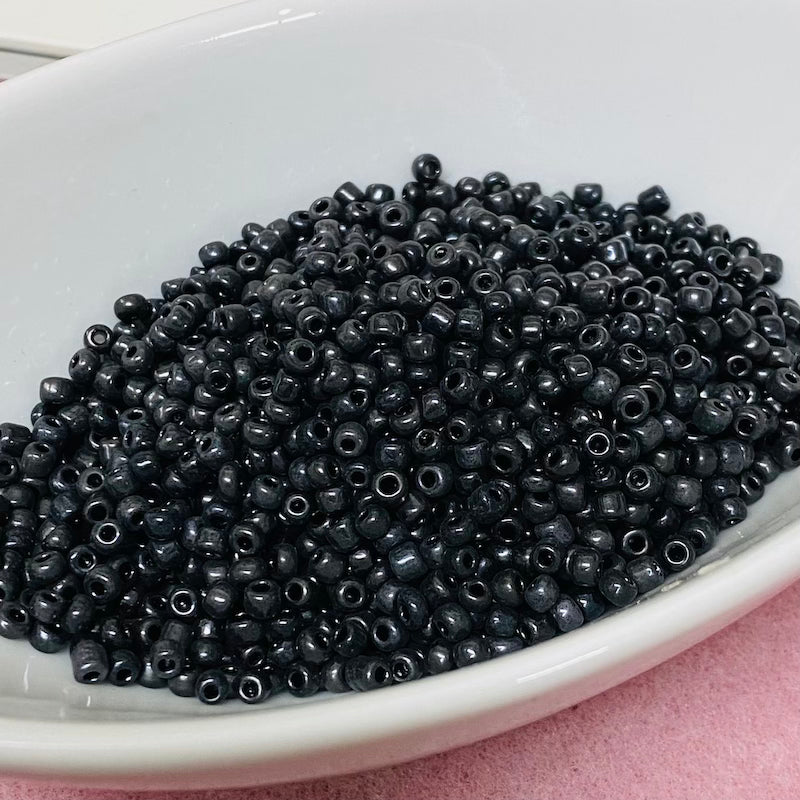Charcoal - 8/0 Opaque (50g) - Seed Beads