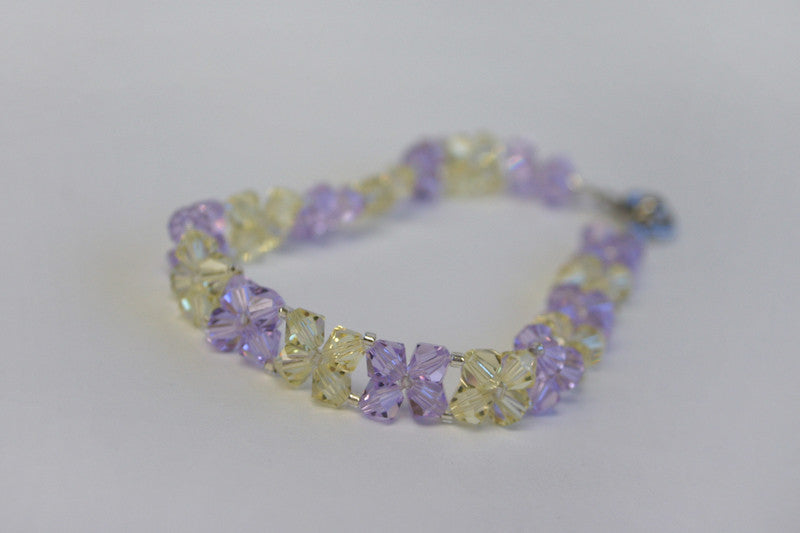 Crystal Daisies Bracelet Pattern