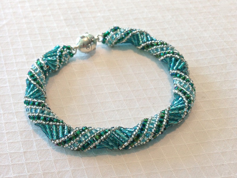 Fabulous Twist Bracelet Pattern