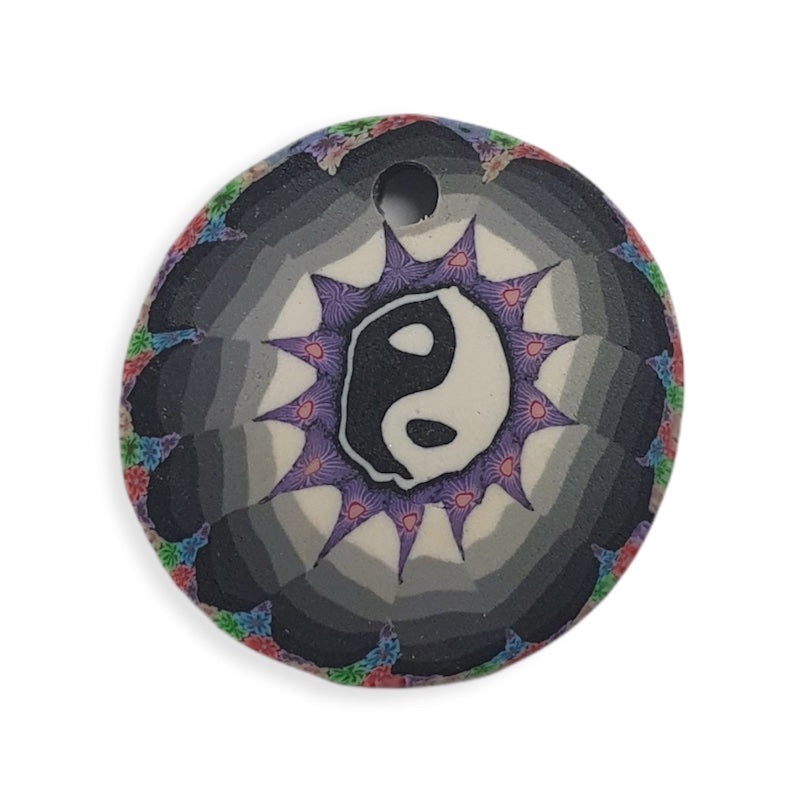 26mm Fimo Pendant (1) - Yin Yang w. Colours