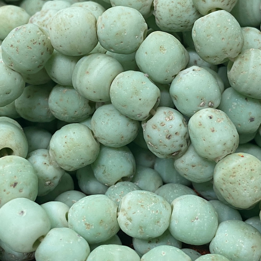 10mm Round - Spearmint Opaque - Java Glass Beads - (1 strand)