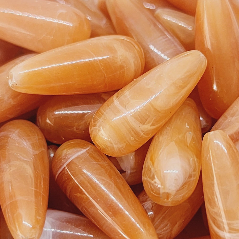 20mm Teardrop (25) - Carnelian - Gemstone Look Vintage Lucite Beads