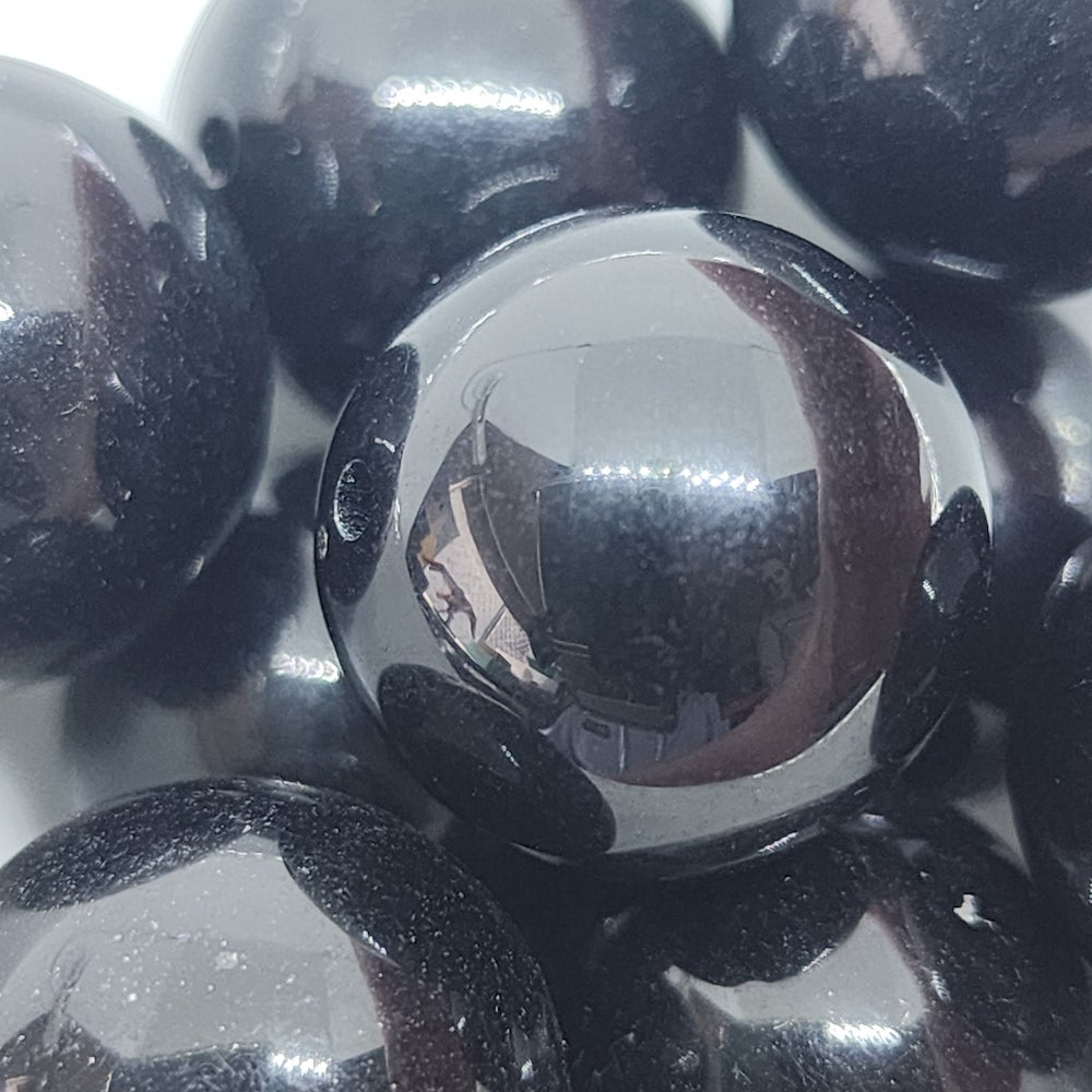18mm Round Vintage Lucite Beads (10) - Black