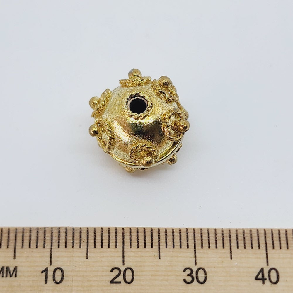 Fancy (10) - Gold - Vintage Metalised Beads