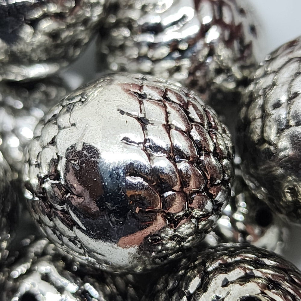 20mm Round (10) - Antique Silver - Vintage Metalised Beads