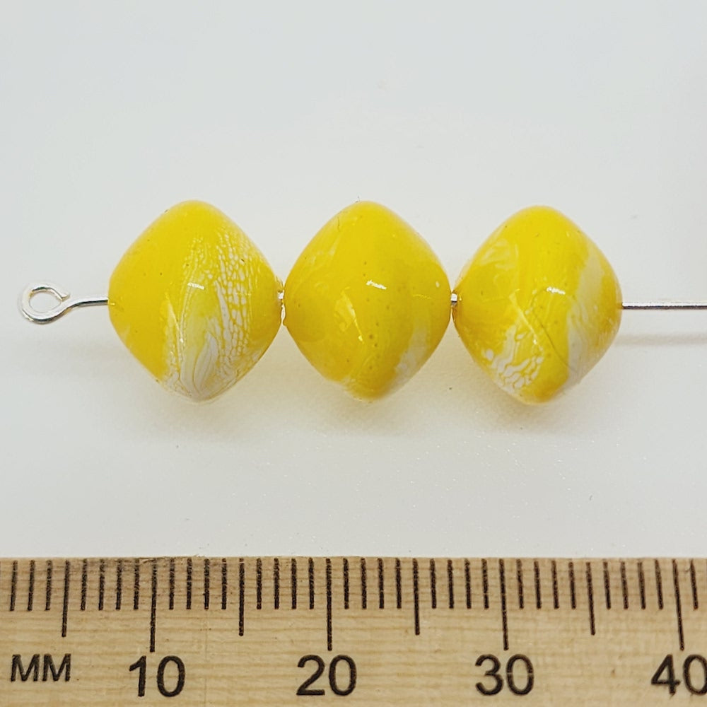 10x12mm Rondelle (50) - Yellow - Vintage Pastel Marbled Effect Beads