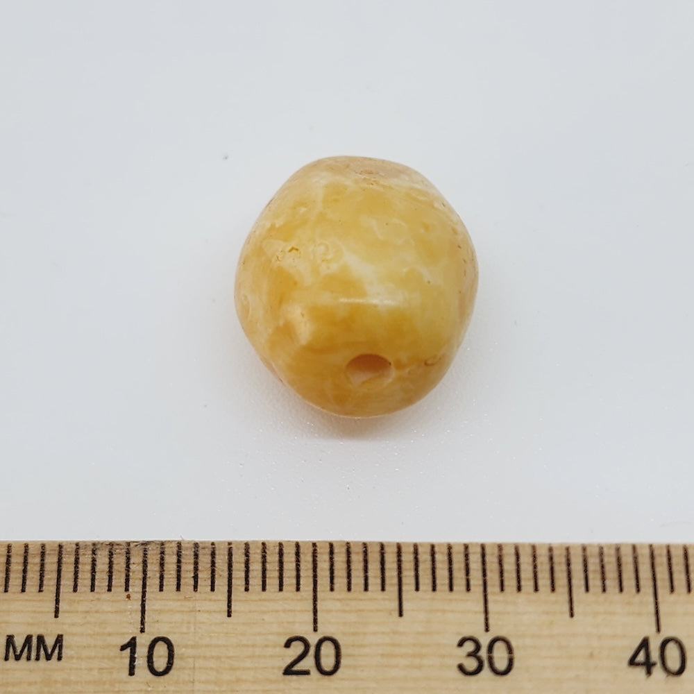 Freeform Barrel (10) - Cream - Vintage Lucite Beads