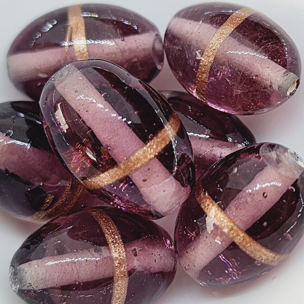 19x14mm Oval (10) - Light Amethyst Transparent w. Aventurine - Glass Vintage Replica Trade Lampwork Beads