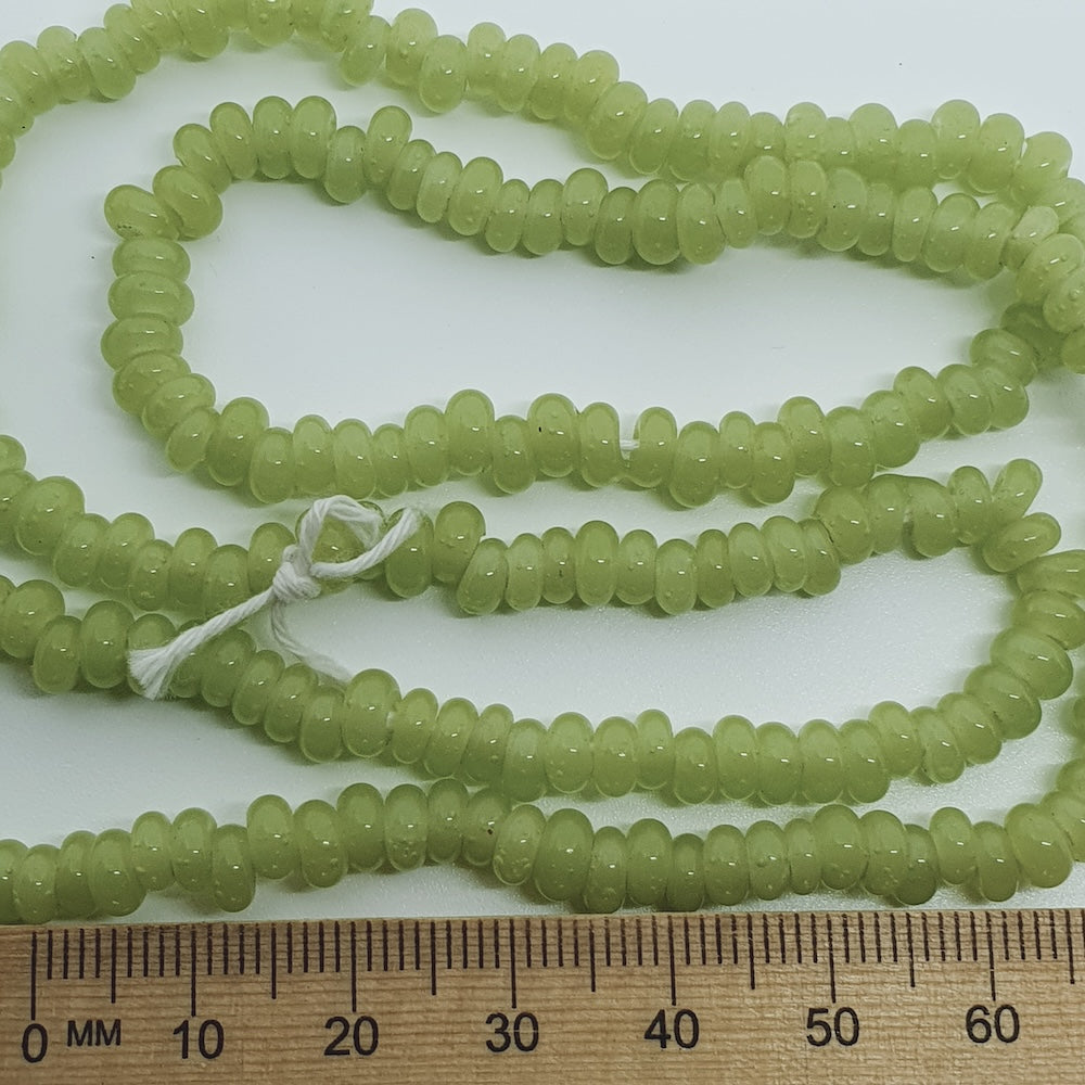 Donuts - Peridot Green Transparent - Java Glass Lampwork Beads - (1 strand)