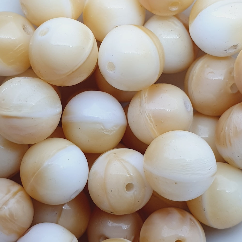 10mm Round (10) -  Caramel/White Swirl - Vintage Czech Glass Beads