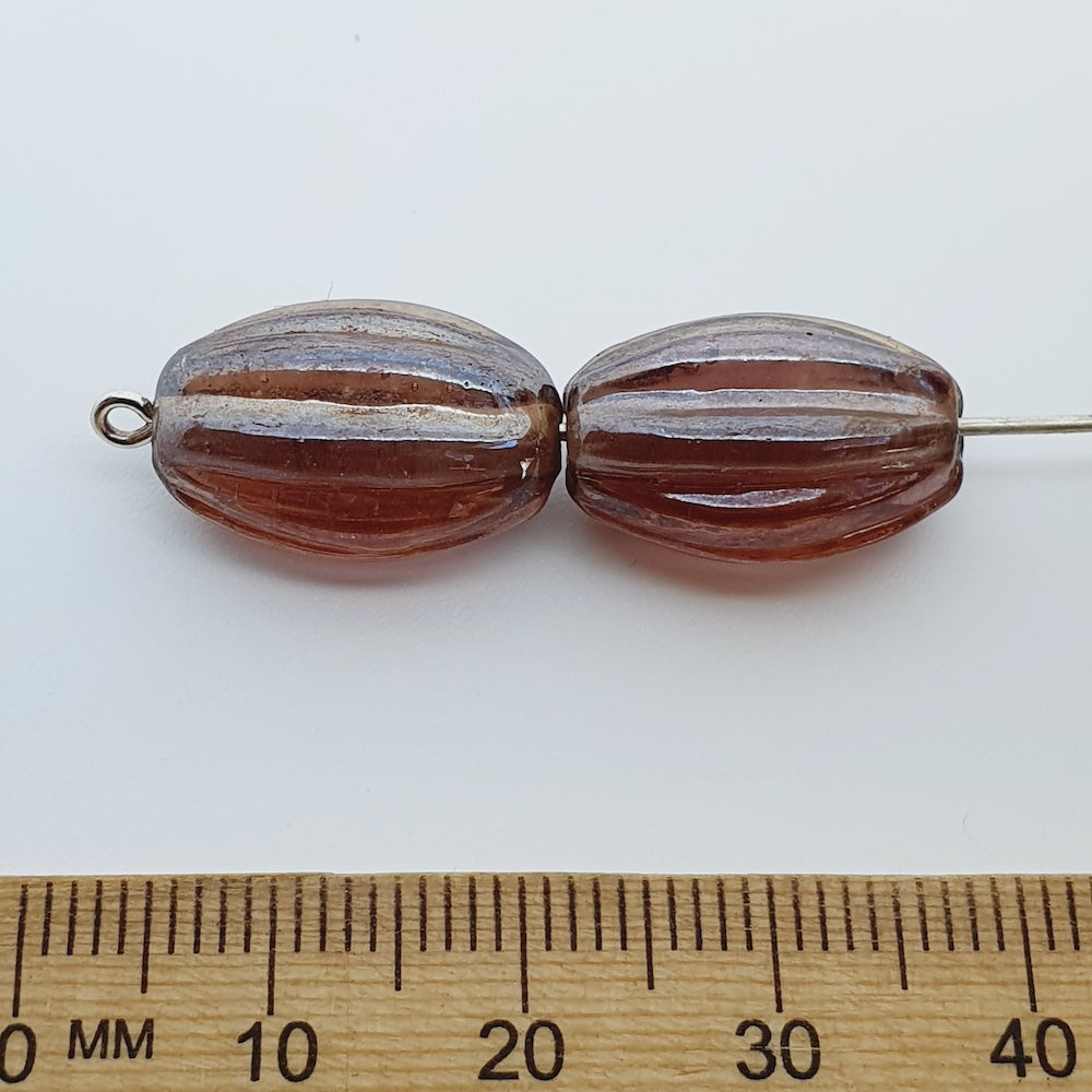 16x10mm Grooved Oval (25) - Transparent Light Toffee Lustre - Indian Glass Vintage Beads