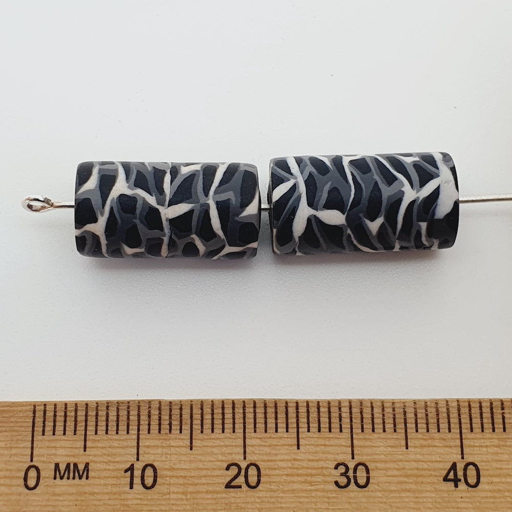 18mm Tube Fimo Beads (10) - Animal Print Black