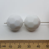 18mm Round Vintage Lucite Beads (10) - White