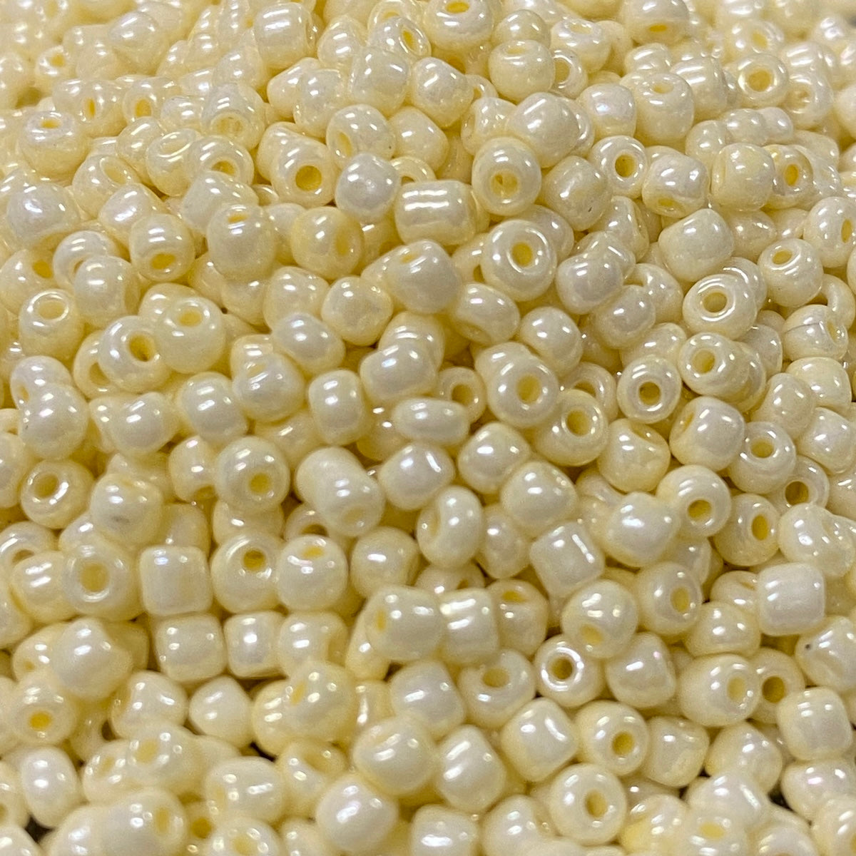 Cream - 8/0 Opaque (50g) - Seed Beads