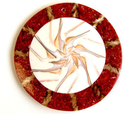 Twisting Shell Necklace Style 1