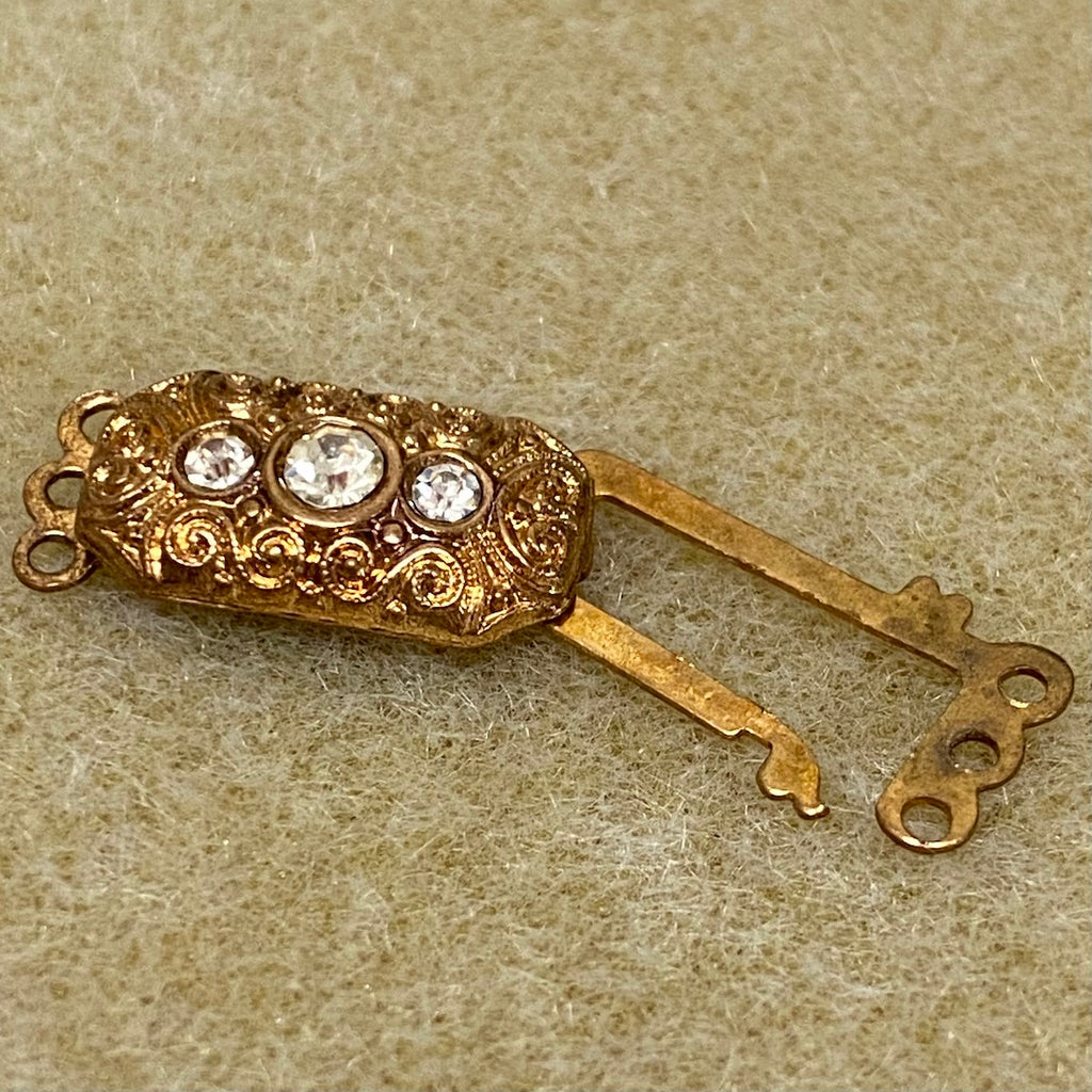 3 Loop Antique Gold Vintage Clasp Qty: 1 Set - Bead Shack