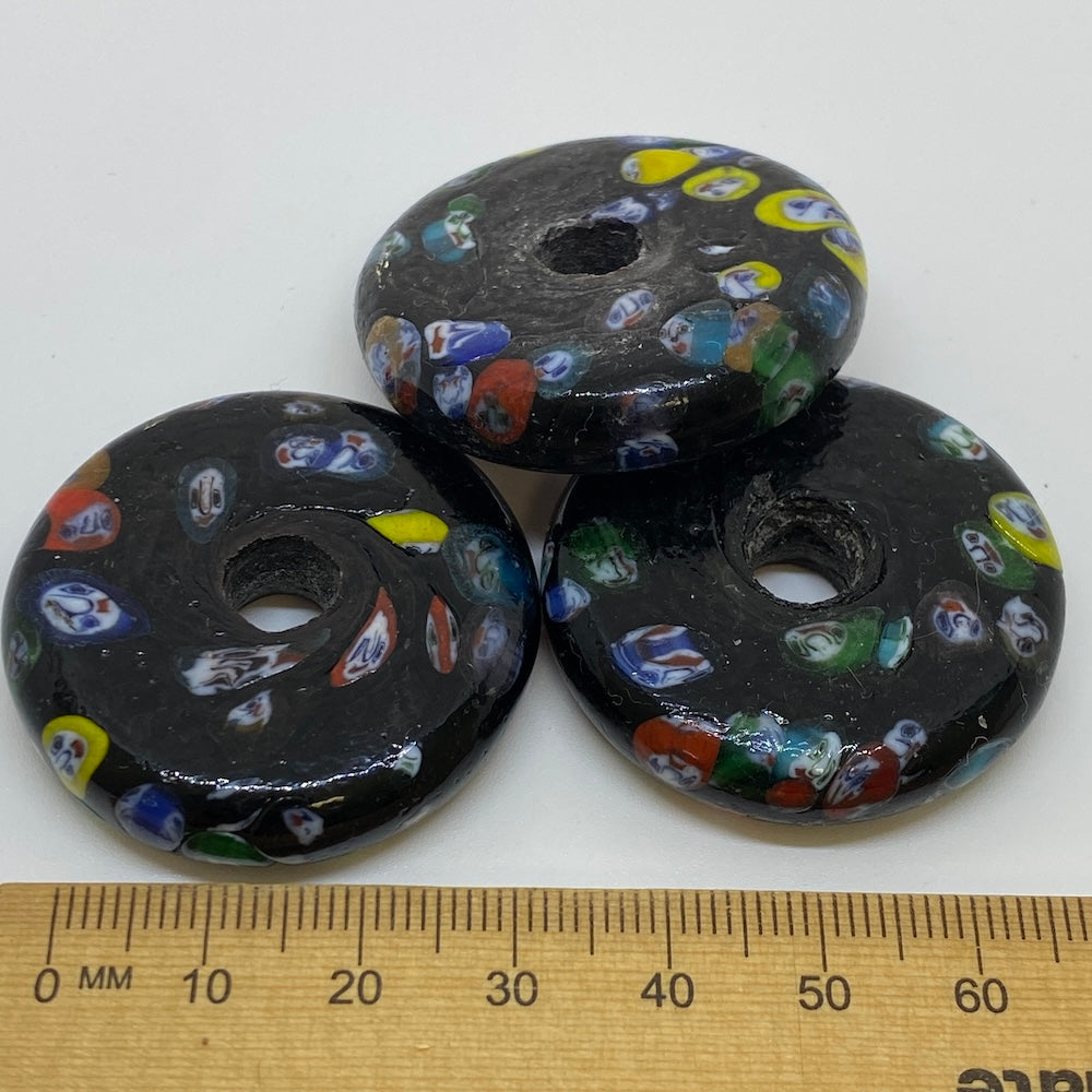 38mm Glass Donut w. Faces (1) - Vintage Replica Trade Beads