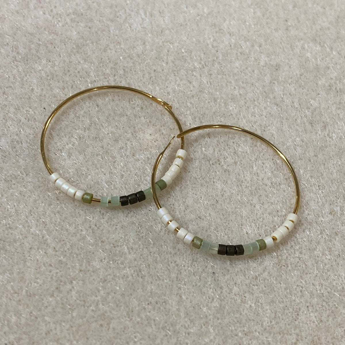 25mm Ear Loops (6) - Gold