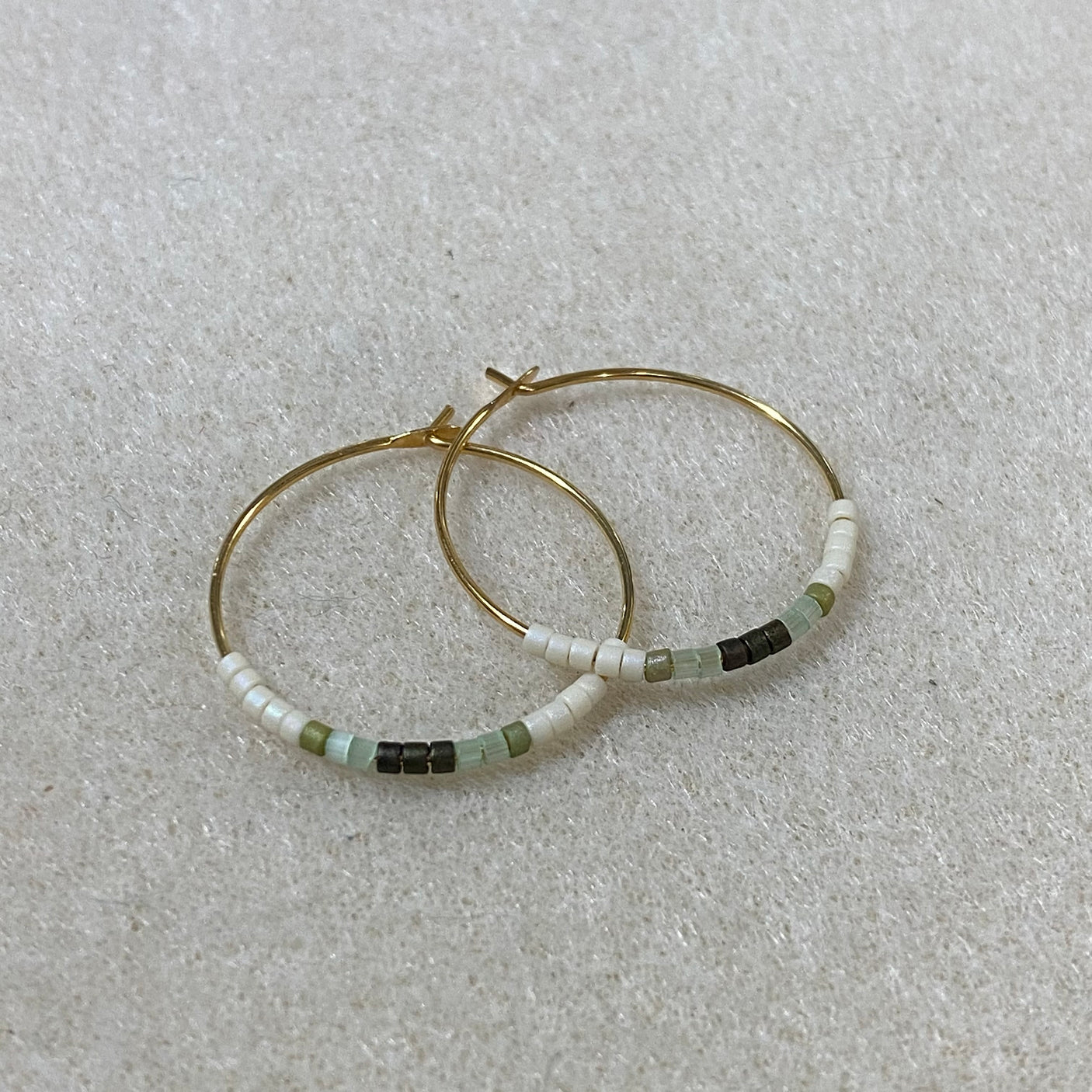 25mm Ear Loops (6) - Gold