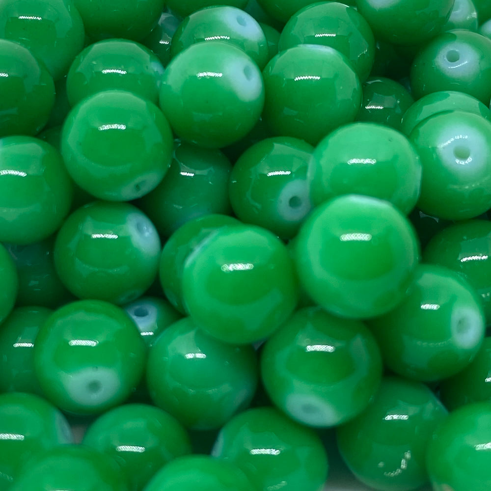 8mm (115) - Green Opaque - Round Glass Bead