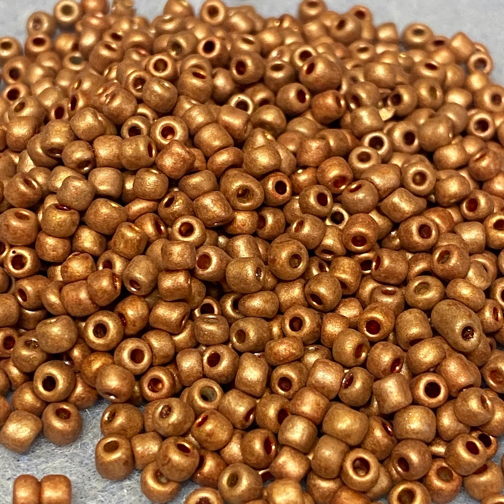 Tan - 8/0 Metallic Opaque (25g) - Seed Beads