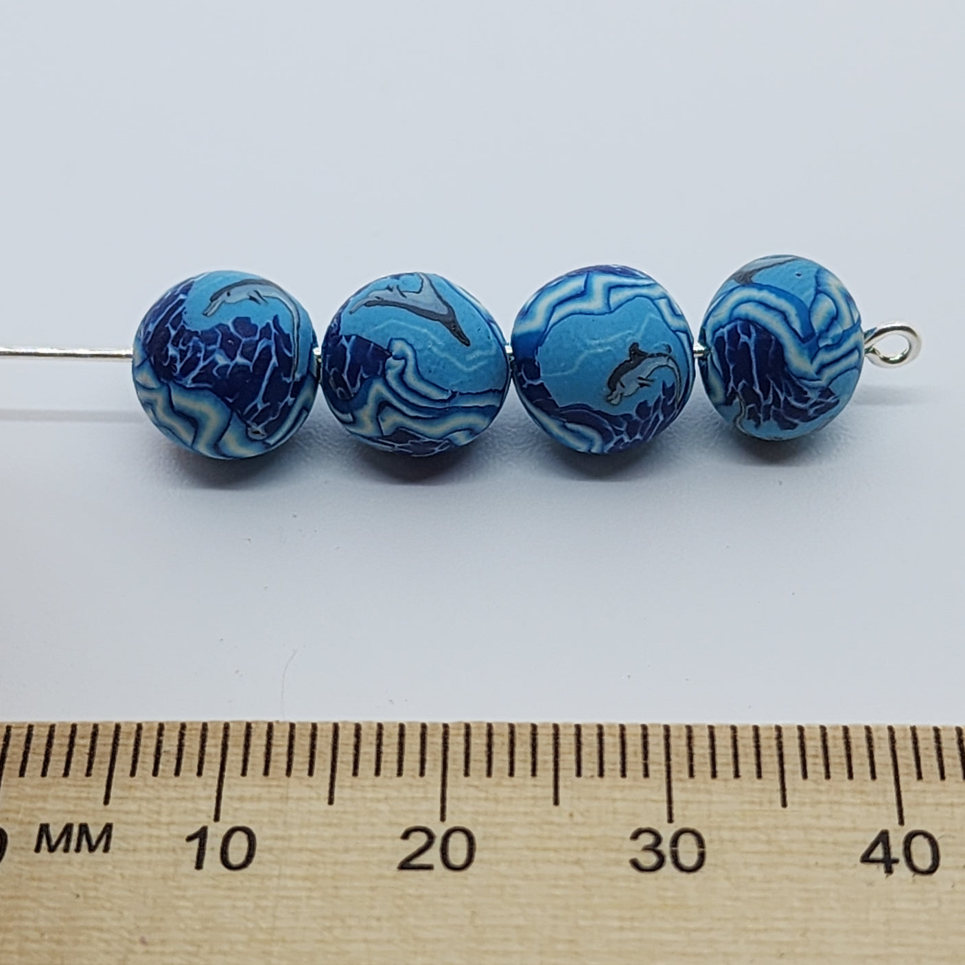 8mm Round Fimo Beads (10) - Dolphin Diving