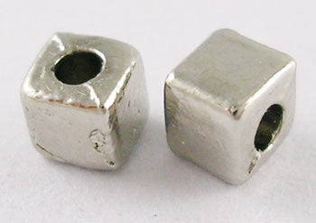 Cube 3mm Bead Qty: 100