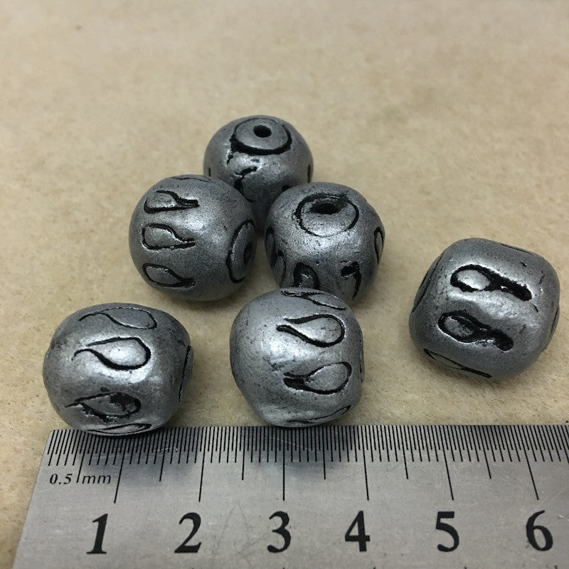 15x15mm Drum w. Teardrops (10) - Antique Silver - Vintage Clay Beads