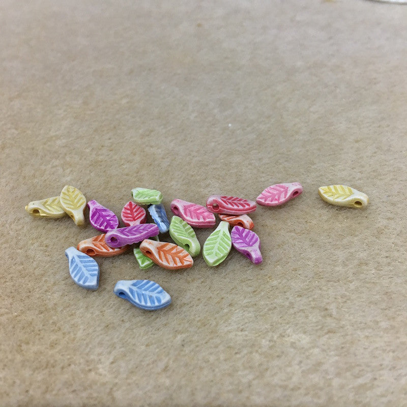 Leaf Bead - 10mm (100)