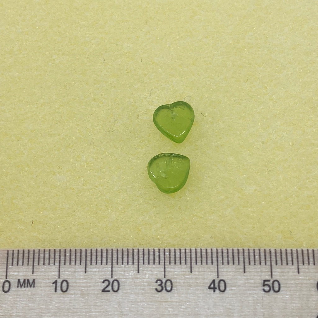 8x8mm Heart Leaf Czech Glass Beads (25) - Green Transparent - Bead Shack