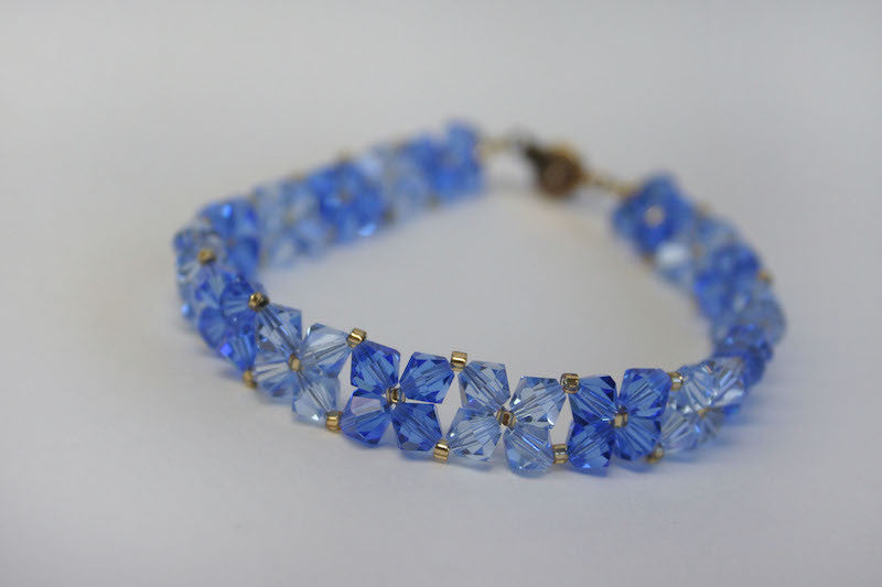 Crystal Daisies Bracelet Pattern