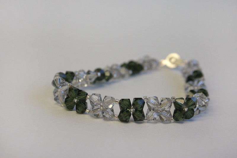 Crystal Daisies Bracelet Pattern