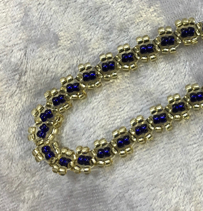 Delicate Chain Necklace Pattern